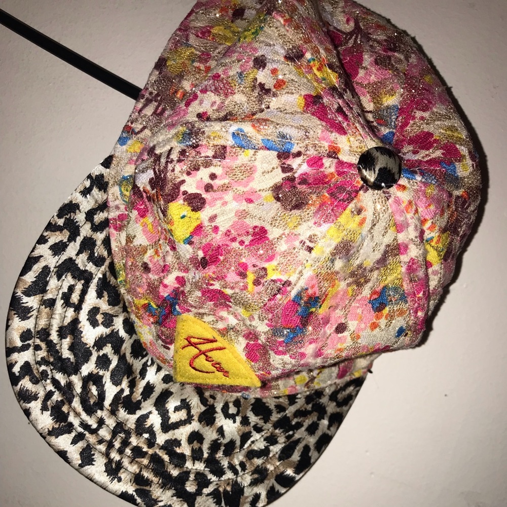 CUTE HAT!